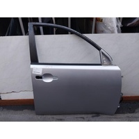 Mitsubishi Triton Ml-Mn Right Front Door