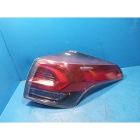 Toyota Rav4 Xa40 Right In Body Taillight