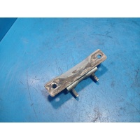 Nissan Navara Np300 Left Side Tailgate Hinge