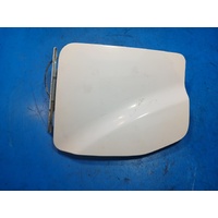 Nissan Navara Np300, Fuel Door
