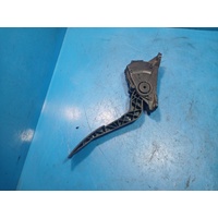 Nissan Navara Np300, Accelerator Pedal