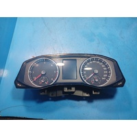 Volkswagen Amarok Diesel Auto Instrument Cluster