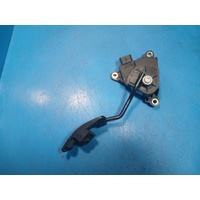 Nissan Dualis J10 Accelerator Pedal Assembly