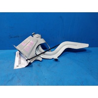 Nissan X-trail T32 Right Side Bonnet Hinge