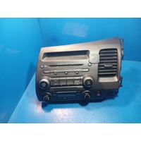 Honda Civic 8Th Gen  Radio/Cd Player