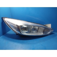 Ford Focus Lz  Right Headlamp