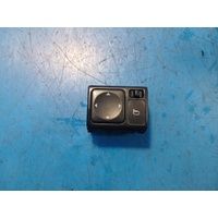 Nissan Navara D40, Mirror Switch