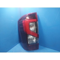 Nissan Navara Np300, Left Taillight