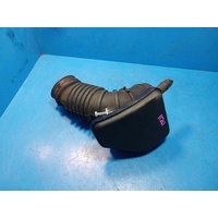 Mitsubishi Outlander Zg-Zh 2.4 Petrol Air Cleaner Duct Hose