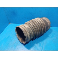 ﻿Toyota Landcruiser  Air Cleaner Duct Hose