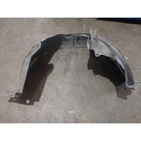 Nissan Pathfinder R52  Right Guard Liner