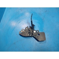 Nissan Navara Np300 Bonnet Lock Support