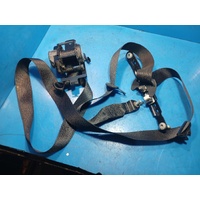 Chrysler 300c Lx2 Left Front Seat Belt Only