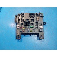 Mitsubishi Lancer Cf Petrol Under Dash Fuse Box