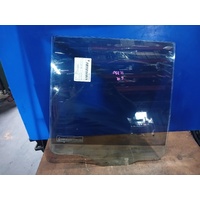 Mitsubishi Pajero Nm-Np Left Rear Door Window