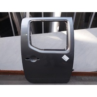Nissan Navara D40 (Vin Mnt)  Right Rear Door