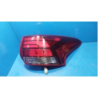 Mitsubishi Outlander Zk  Right Taillight In Body