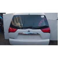 Mitsubishi Challenger Kh/Pb-Pc,  Tailgate