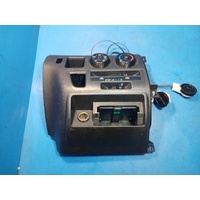Toyota Hiace Trh/Kdh  Heater Air Cond Controls