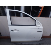 Mitsubishi Triton Mq-Mr, Right Front Door