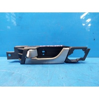 Holden Captiva Cg Left Front Inner Door Handle