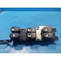 Hyundai I30 Fd  Right Front  Power Window Master Switch