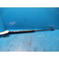 Nissan Xtrail T30 Pair Of Tailgate Struts