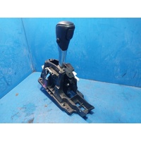 Nissan Pathfinder R52 Gear Stick Shifter