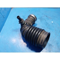 Nissan Navara D22 Air Cleaner Duct Hose