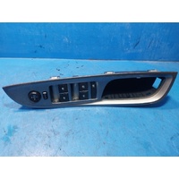 Holden Commodore Vf  Right Front Power Window Master Switch