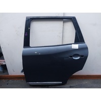 Nissan Pathfinder R52  Left Rear Door