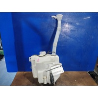 Mitsubishi Outlander Zj-Zk Washer Bottle