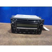 Toyota Hilux 150 Series 6 Stacker Radio Cd Player Head Unit