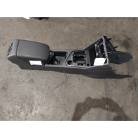 Volkswagen Tiguan Console