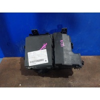 Nissan Xtrail T31 Petrol Engine Bay Fuse Box