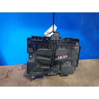 Hyundai I30 Pd Battery Tray