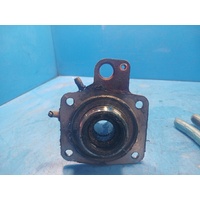 Suzuki Jimny Sn413 Left Stub Axle Bearing Carrier
