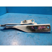 Nissan Navara Np300 Left Side Bonnet Hinge