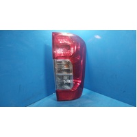 Nissan Navara Np300 Right Taillight
