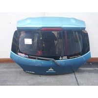 Mitsubishi Mirage La-Lb, Tailgate