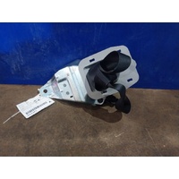 Toyota Rav4 Xa40  Centre Rear Seat Belt Only