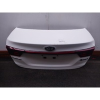 Kia Cerato  Bootlid