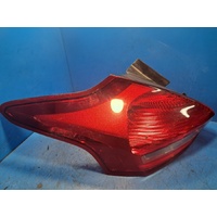 Ford Focus Lz, Left Taillight