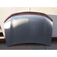Mitsubishi Outlander  Zk-Zl, Bonnet