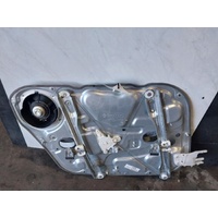 Hyundai I30 Fd Right Front Door Window Regulator And Motor Assembly