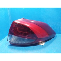 Hyundai Tucson Tl  Right Taillight In Body