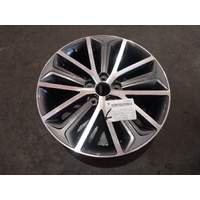 Hyundai Tucson  Tl, 18 X 7 Inch  5 V Spoke Alloy Wheel
