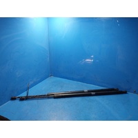 Jeep Grandcherokee Wk Pair Of Tailgate Struts