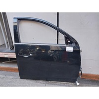 Mitsubishi Pajero Sport Qe-Qf  Right Front Door