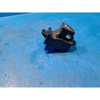 Kia Cerato Yd  Lh Front/Lh Rear/Rh Rear Power Window Switch